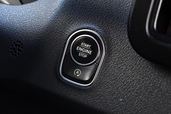 Mercedes-Benz Sprinter 317 1.9 CDI L2H1 DC AMG Edition Camera, Cruise, Carplay, Trekhaak, 170pk, Sensoren, LED, Multimedia, Uniek! Mercedes-Benz Sprinter 317 1.9 CDI L2H1 DC AMG Edition Camera, Cruise, Carplay, Trekhaak, 170pk, Sensoren, LED, Multimedia, Uniek!