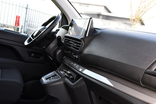 Citroën Jumpy 2.0 BlueHDI 180 L3 DC PB Edition 360 Camera, Cruise, Carplay, 177pk, Stuurverwarming, Clima, LED, Automaat, Trekhaak, Keyless, Uniek! Citroën Jumpy 2.0 BlueHDI 180 L3 DC PB Edition 360 Camera, Cruise, Carplay, 177pk, Stuurverwarming, Clima, LED, Automaat, Trekhaak, Keyless, Uniek!