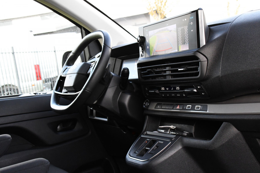 Citroën Jumpy 2.0 BlueHDI 180 L3 DC PB Edition 360 Camera, Cruise, Carplay, 177pk, Stuurverwarming, Clima, LED, Automaat, Trekhaak, Keyless, Uniek! Citroën Jumpy 2.0 BlueHDI 180 L3 DC PB Edition 360 Camera, Cruise, Carplay, 177pk, Stuurverwarming, Clima, LED, Automaat, Trekhaak, Keyless, Uniek!
