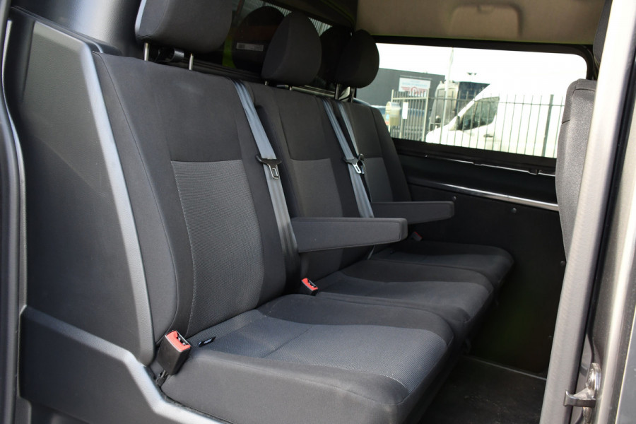 Citroën Jumpy 2.0 BlueHDI 180 L3 DC PB Edition 360 Camera, Cruise, Carplay, 177pk, Stuurverwarming, Clima, LED, Automaat, Trekhaak, Keyless, Uniek! Citroën Jumpy 2.0 BlueHDI 180 L3 DC PB Edition 360 Camera, Cruise, Carplay, 177pk, Stuurverwarming, Clima, LED, Automaat, Trekhaak, Keyless, Uniek!