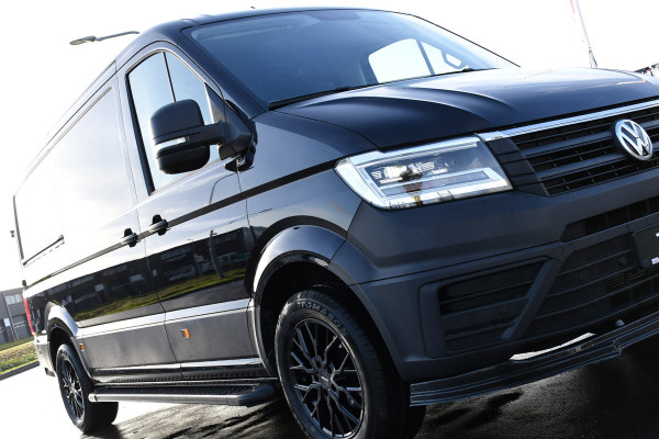 Volkswagen Crafter 35 2.0 TDI L3H2 Black Edition Camera, Carplay, Stoelverwarming, LED, Trekhaak, Sensoren, multimedia, Automaat, Uniek! Volkswagen Crafter 35 2.0 TDI L3H2 Black Edition Camera, Carplay, Stoelverwarming, LED, Trekhaak, Sensoren, multimedia, Automaat, Uniek!