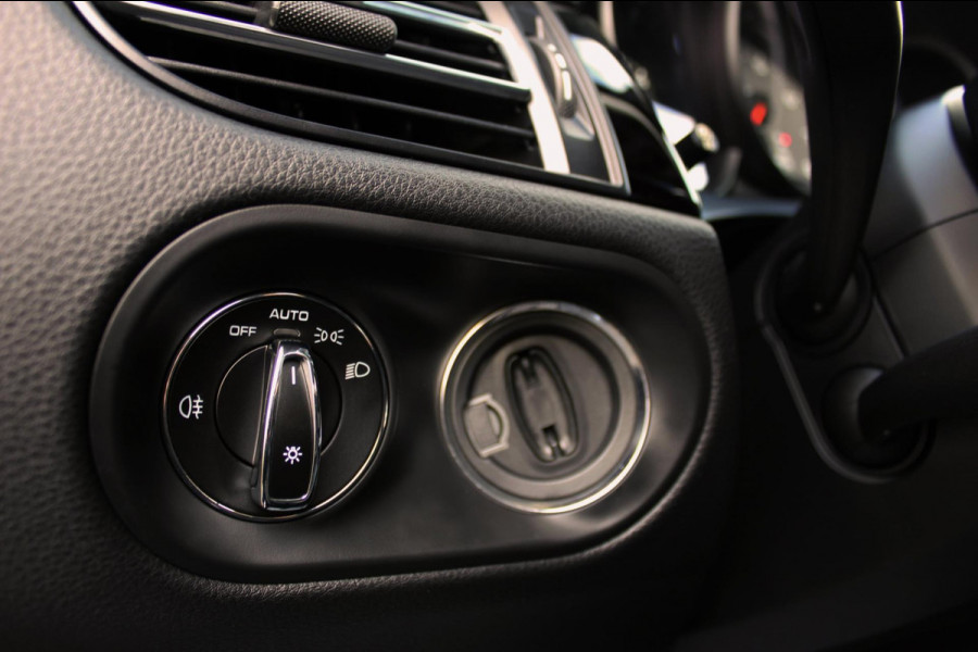 Porsche Macan S 3.0 PDK Aut. Pano, Memory, Luchtvering Porsche Macan S 3.0 PDK Aut. Pano, Memory, Luchtvering