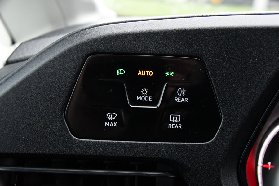 Volkswagen Caddy Cargo Maxi 2.0 TDI PB Edition Camera, Cruise, Carplay, 122PK, Automaat, Sensoren, Multimedia, UNIEK! Volkswagen Caddy Cargo Maxi 2.0 TDI PB Edition Camera, Cruise, Carplay, 122PK, Automaat, Sensoren, Multimedia, UNIEK!