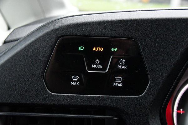 Volkswagen Caddy Cargo Maxi 2.0 TDI PB Edition Camera, Cruise, Carplay, 122PK, Automaat, Sensoren, Multimedia, UNIEK! Volkswagen Caddy Cargo Maxi 2.0 TDI PB Edition Camera, Cruise, Carplay, 122PK, Automaat, Sensoren, Multimedia, UNIEK!