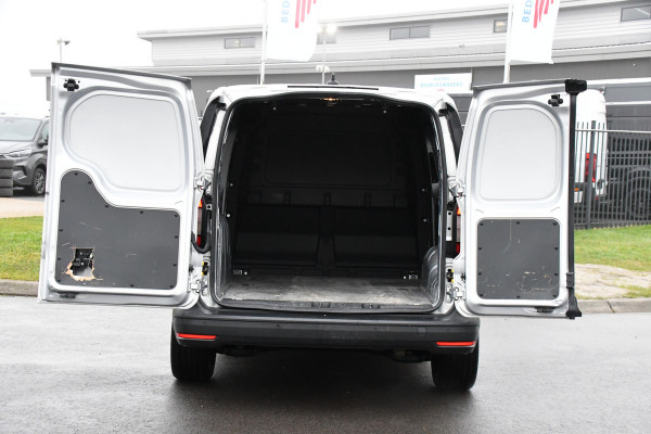 Volkswagen Caddy Cargo Maxi 2.0 TDI PB Edition Camera, Cruise, Carplay, 122PK, Automaat, Sensoren, Multimedia, UNIEK! Volkswagen Caddy Cargo Maxi 2.0 TDI PB Edition Camera, Cruise, Carplay, 122PK, Automaat, Sensoren, Multimedia, UNIEK!