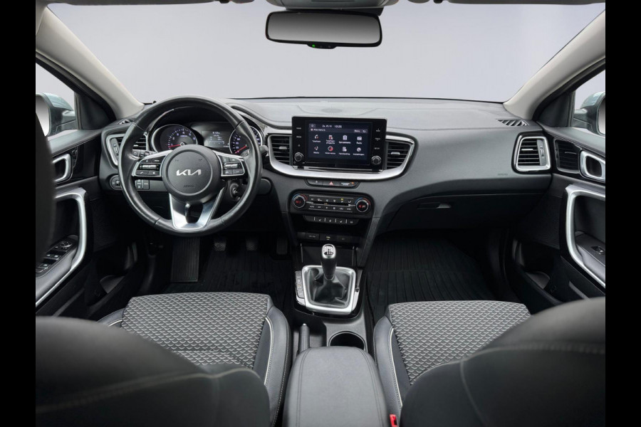 Kia Ceed Sportswagon 1.5 T-GDi 160 pk DynamicLine, achteruitrijcamera, 1/2 lederen sportinterieur , 16 inch, vele opties Kia Ceed Sportswagon 1.5 T-GDi 160 pk DynamicLine, achteruitrijcamera, 1/2 lederen sportinterieur , 16 inch, vele opties