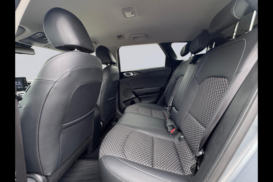 Kia Ceed Sportswagon 1.5 T-GDi 160 pk DynamicLine, achteruitrijcamera, 1/2 lederen sportinterieur , 16 inch, vele opties Kia Ceed Sportswagon 1.5 T-GDi 160 pk DynamicLine, achteruitrijcamera, 1/2 lederen sportinterieur , 16 inch, vele opties