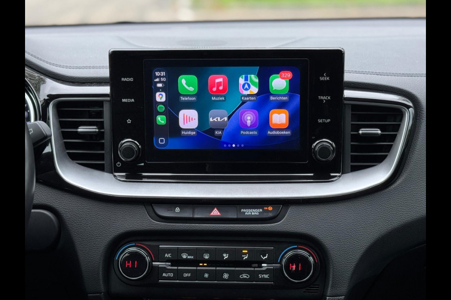 Kia Ceed Sportswagon 1.5 T-GDi 160 pk DynamicLine, achteruitrijcamera, 1/2 lederen sportinterieur , 16 inch, vele opties Kia Ceed Sportswagon 1.5 T-GDi 160 pk DynamicLine, achteruitrijcamera, 1/2 lederen sportinterieur , 16 inch, vele opties