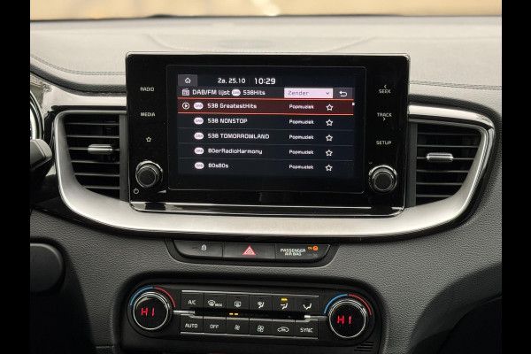 Kia Ceed Sportswagon 1.5 T-GDi 160 pk DynamicLine, achteruitrijcamera, 1/2 lederen sportinterieur , 16 inch, vele opties Kia Ceed Sportswagon 1.5 T-GDi 160 pk DynamicLine, achteruitrijcamera, 1/2 lederen sportinterieur , 16 inch, vele opties