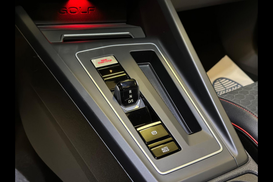 Volkswagen Golf 2.0 TSI GTI CLUBSPORT|PANO|BOMVOL!