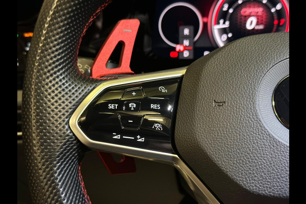 Volkswagen Golf 2.0 TSI GTI CLUBSPORT|PANO|BOMVOL!