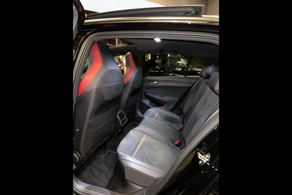 Volkswagen Golf 2.0 TSI GTI CLUBSPORT|PANO|BOMVOL!