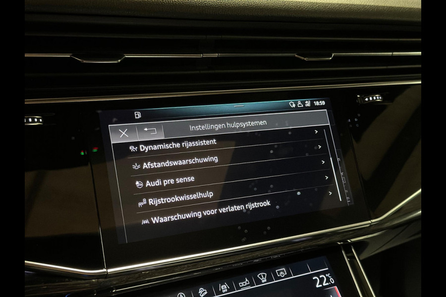 Audi Q8 50 TDI quattro|SQ8|PANO|FULL OPTIONS!! Audi Q8 50 TDI quattro|SQ8|PANO|FULL OPTIONS!!