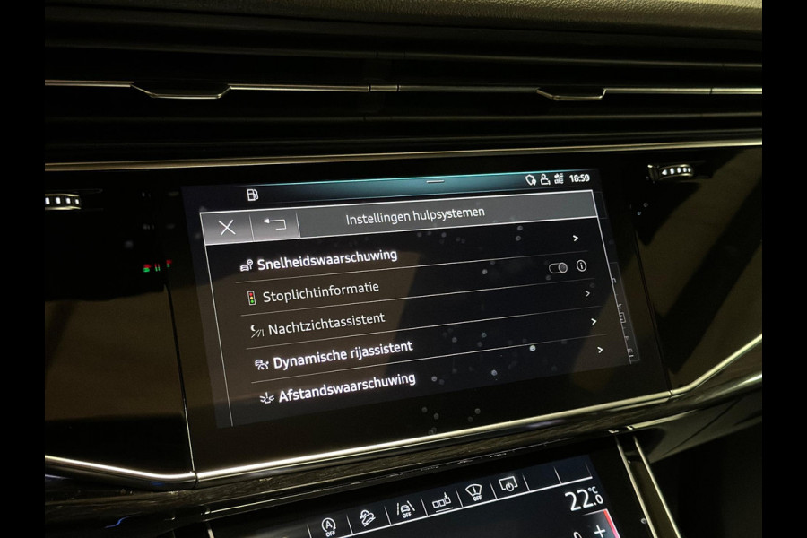 Audi Q8 50 TDI quattro|SQ8|PANO|FULL OPTIONS!! Audi Q8 50 TDI quattro|SQ8|PANO|FULL OPTIONS!!