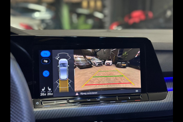 Volkswagen Golf 2.0 TSI R 4Motion|PANO|HEAD UP|BOMVOL! Volkswagen Golf 2.0 TSI R 4Motion|PANO|HEAD UP|BOMVOL!