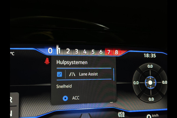 Volkswagen Golf 2.0 TSI R 4Motion|PANO|HEAD UP|BOMVOL! Volkswagen Golf 2.0 TSI R 4Motion|PANO|HEAD UP|BOMVOL!