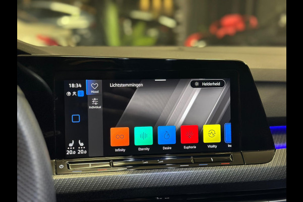 Volkswagen Golf 2.0 TSI R 4Motion|PANO|HEAD UP|BOMVOL! Volkswagen Golf 2.0 TSI R 4Motion|PANO|HEAD UP|BOMVOL!