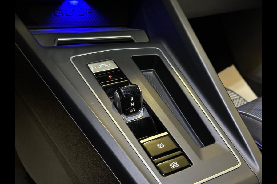 Volkswagen Golf 2.0 TSI R 4Motion|PANO|HEAD UP|BOMVOL! Volkswagen Golf 2.0 TSI R 4Motion|PANO|HEAD UP|BOMVOL!