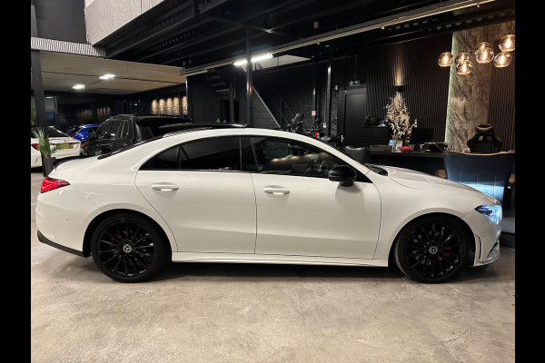 Mercedes-Benz CLA-Klasse 200 AMG|PANO|SFEER|MEMORY|BOMVOL! Mercedes-Benz CLA-Klasse 200 AMG|PANO|SFEER|MEMORY|BOMVOL!