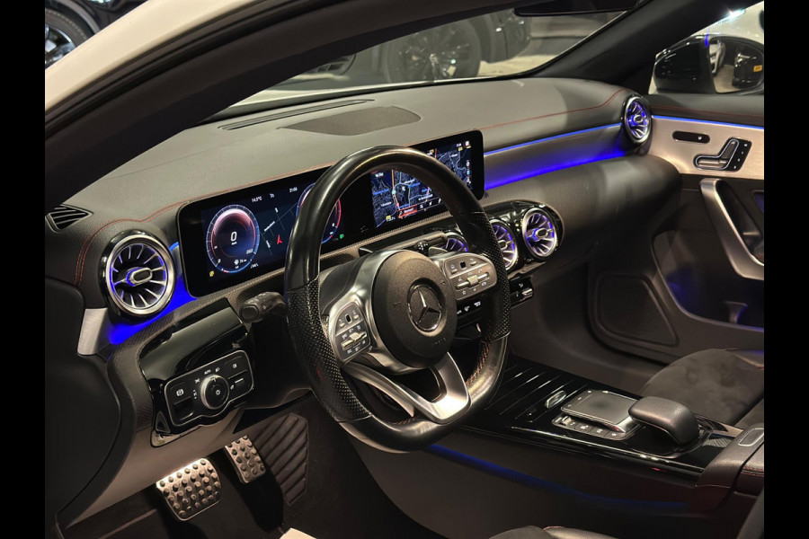 Mercedes-Benz CLA-Klasse 200 AMG|PANO|SFEER|MEMORY|BOMVOL! Mercedes-Benz CLA-Klasse 200 AMG|PANO|SFEER|MEMORY|BOMVOL!