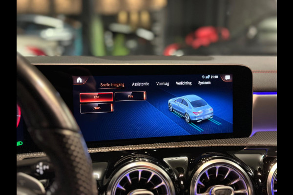 Mercedes-Benz CLA-Klasse 200 AMG|PANO|SFEER|MEMORY|BOMVOL! Mercedes-Benz CLA-Klasse 200 AMG|PANO|SFEER|MEMORY|BOMVOL!