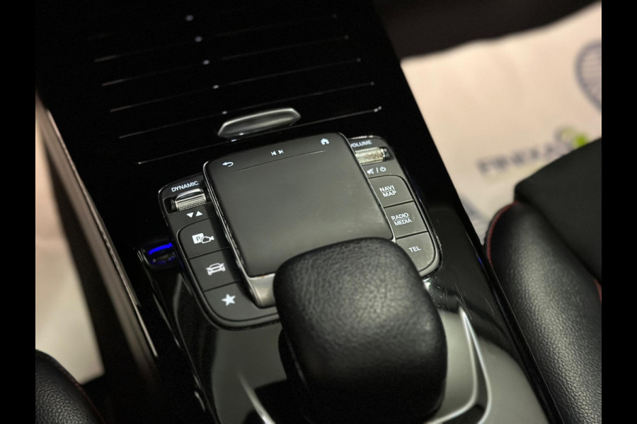 Mercedes-Benz CLA-Klasse 200 AMG|PANO|SFEER|MEMORY|BOMVOL! Mercedes-Benz CLA-Klasse 200 AMG|PANO|SFEER|MEMORY|BOMVOL!