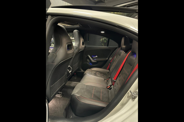 Mercedes-Benz CLA-Klasse 200 AMG|PANO|SFEER|MEMORY|BOMVOL! Mercedes-Benz CLA-Klasse 200 AMG|PANO|SFEER|MEMORY|BOMVOL!