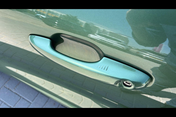 Ford Kuga 2.5 FHEV ST-Line X SCI | 190pk | Driver Assistance Pack | Technology Pack | Panoramadak | Geen stekker nodig | Winterpack | All Weather Banden | 1.600kg Trekgewicht