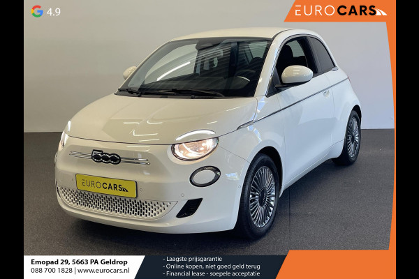 Fiat 500E Comfort Style 3+1 42 kWh 244km actieradius Navigatie Apple Carplay/Android Auto Camera Parkeersensoren Blind Spot Assist Stoelverwarming Lichtmetalen velgen Ledverlichting Climate Control