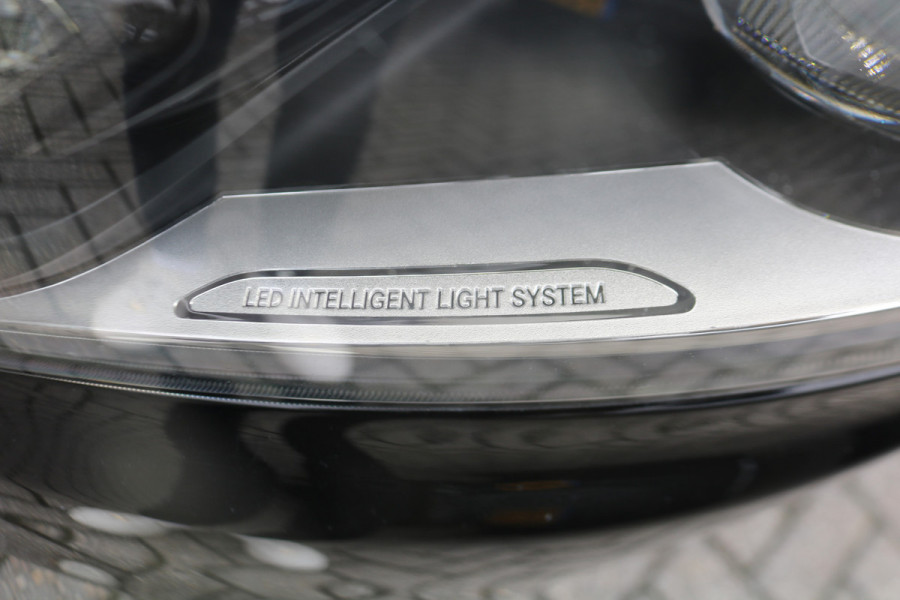 Mercedes-Benz V-Klasse 300d Extra XL DC Avantgarde Edition AMG Burmester