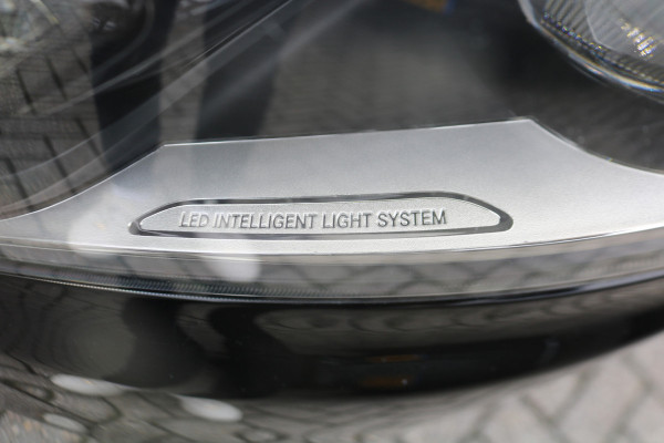 Mercedes-Benz V-Klasse 300d Extra XL DC Avantgarde Edition AMG Burmester