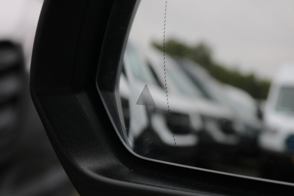 Mercedes-Benz V-Klasse 300d Extra XL DC Avantgarde Edition AMG Burmester