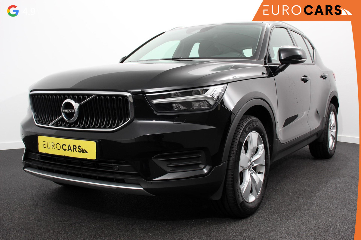 Volvo XC40 1.5 T3 163 pk Automaat Momentum | Navigatie | Apple Carplay / Android Auto | Parkeersensor achter | Adaptive Cruise Control | Virtual Cockpit | Stoelverwarming | LED kop- en mistlampen | Sensus Connect met High Performance Sound | Inductielader | Lane Assist