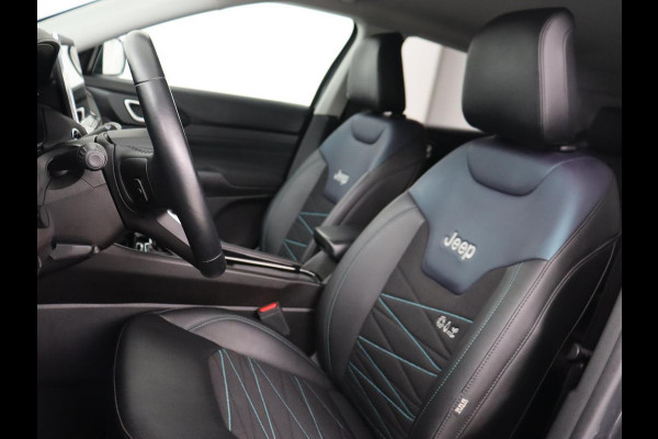 Jeep Compass 4xe 240 Plug-in Hybrid Electric Upland | Stoel & stuurverwarming | Adaptive cruise | Camera | Half leder | Carplay | Navigatie | Keyless | Full LED | Digital Cockpit | PHEV | Plug In Jeep Compass 4xe 240 Plug-in Hybrid Electric Upland | Stoel & stuurverwarming | Adaptive cruise | Camera | Half leder | Carplay | Navigatie | Keyless | Full LED | Digital Cockpit | PHEV | Plug In
