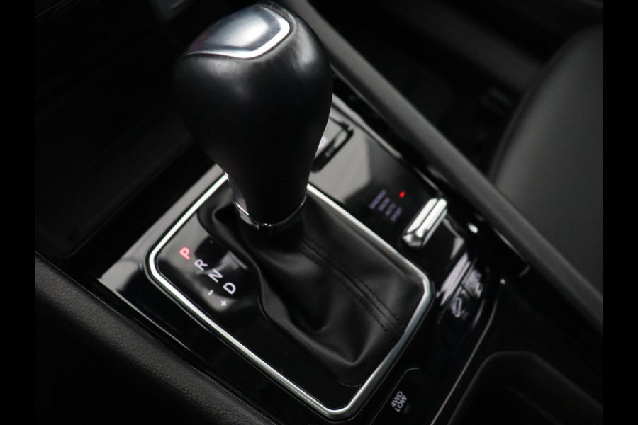 Jeep Compass 4xe 240 Plug-in Hybrid Electric Upland | Stoel & stuurverwarming | Adaptive cruise | Camera | Half leder | Carplay | Navigatie | Keyless | Full LED | Digital Cockpit | PHEV | Plug In Jeep Compass 4xe 240 Plug-in Hybrid Electric Upland | Stoel & stuurverwarming | Adaptive cruise | Camera | Half leder | Carplay | Navigatie | Keyless | Full LED | Digital Cockpit | PHEV | Plug In