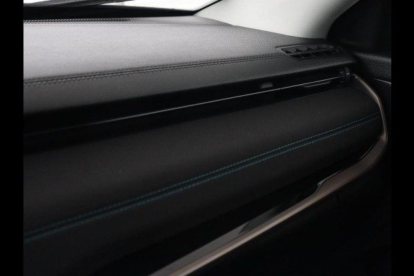 Jeep Compass 4xe 240 Plug-in Hybrid Electric Upland | Stoel & stuurverwarming | Adaptive cruise | Camera | Half leder | Carplay | Navigatie | Keyless | Full LED | Digital Cockpit | PHEV | Plug In Jeep Compass 4xe 240 Plug-in Hybrid Electric Upland | Stoel & stuurverwarming | Adaptive cruise | Camera | Half leder | Carplay | Navigatie | Keyless | Full LED | Digital Cockpit | PHEV | Plug In