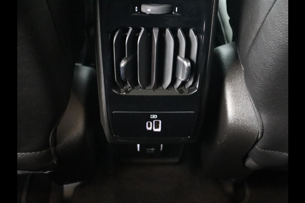 Jeep Compass 4xe 240 Plug-in Hybrid Electric Upland | Stoel & stuurverwarming | Adaptive cruise | Camera | Half leder | Carplay | Navigatie | Keyless | Full LED | Digital Cockpit | PHEV | Plug In Jeep Compass 4xe 240 Plug-in Hybrid Electric Upland | Stoel & stuurverwarming | Adaptive cruise | Camera | Half leder | Carplay | Navigatie | Keyless | Full LED | Digital Cockpit | PHEV | Plug In