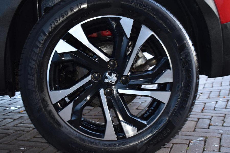 Peugeot 2008 1.2 PureTech 130PK Allure Pack | Carplay | Camera | 3D Dashb. | Stoelverw. | Incl. garantie Peugeot 2008 1.2 PureTech 130PK Allure Pack | Carplay | Camera | 3D Dashb. | Stoelverw. | Incl. garantie