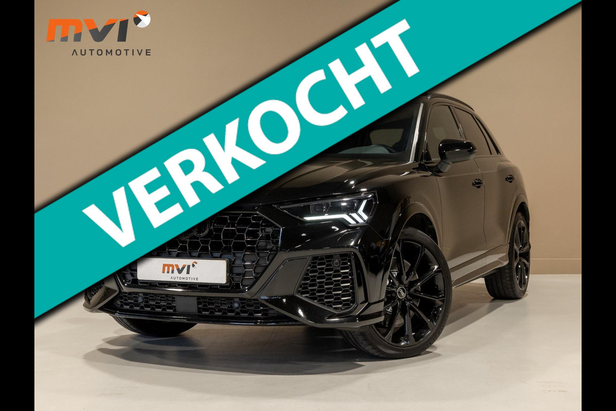 Audi Q3 TFSI RS / 400pk / Panorama dak / Sonos / Kuipstoelen / Audi Q3 TFSI RS / 400pk / Panorama dak / Sonos / Kuipstoelen /