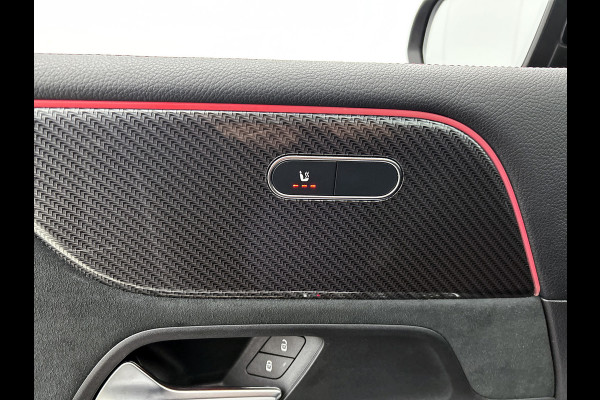 Mercedes-Benz B-Klasse 180 Business Solution AMG | SFEER | PANO | NL-AUTO | STOELVERW | CARPLAY | ACHTERCAM |ETC