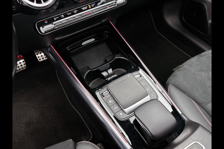 Mercedes-Benz B-Klasse 180 Business Solution AMG | SFEER | PANO | NL-AUTO | STOELVERW | CARPLAY | ACHTERCAM |ETC