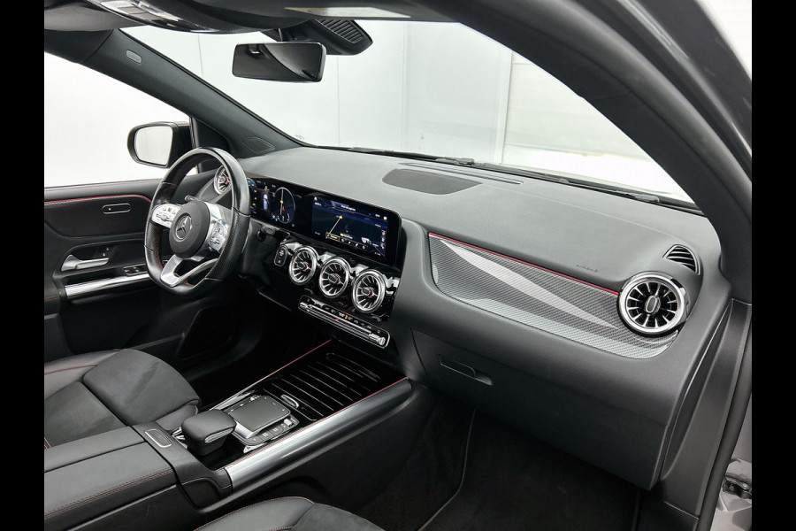 Mercedes-Benz B-Klasse 180 Business Solution AMG | SFEER | PANO | NL-AUTO | STOELVERW | CARPLAY | ACHTERCAM |ETC