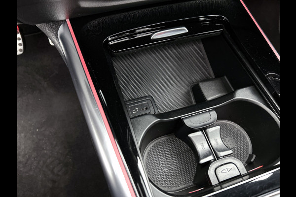 Mercedes-Benz B-Klasse 180 Business Solution AMG | SFEER | PANO | NL-AUTO | STOELVERW | CARPLAY | ACHTERCAM |ETC
