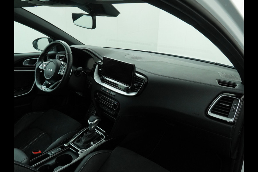 Kia Ceed Sportswagon 1.5 T-GDi GT-Line Automaat - Stoel-/Stuurverwarming - Apple Carplay/Android Auto - Elektrisch bedienbare Achterklep - Schuif-/Kanteldak - - Fabrieksgarantie tot 2030