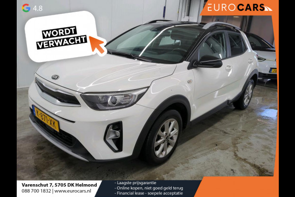 Kia Stonic 1.0 T-GDi 120pk MHEV DynamicLine Auto. Navigatie Apple Carplay/Android Auto Camera Parkeersensoren achter Cruise Control Lichtmetalen velgen Airco Kia Stonic 1.0 T-GDi 120pk MHEV DynamicLine Auto. Navigatie Apple Carplay/Android Auto Camera Parkeersensoren achter Cruise Control Lichtmetalen velgen Airco