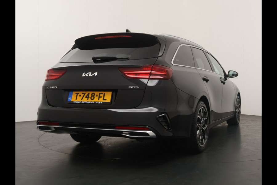 Kia Ceed Sportswagon Automaat 1.5 T-GDi GT-Line Automaat - Automatische achterklep - Schuif/Kantel dak - Apple Carplay/Android Auto - Adaptive cruise control - Keyless entry - Fabrieksgarantie t/m 30-06-2030