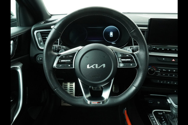Kia Ceed Sportswagon Automaat 1.5 T-GDi GT-Line Automaat - Automatische achterklep - Schuif/Kantel dak - Apple Carplay/Android Auto - Adaptive cruise control - Keyless entry - Fabrieksgarantie t/m 30-06-2030