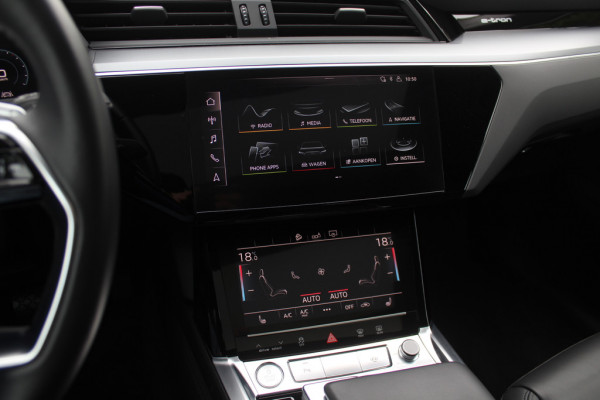 Audi e-tron e-tron 50 quattro Launch edition plus 71 kWh / Panoramadak / Luchtvering / ACC / Virtual Cockpit / 20'' / Navigatie / Leder