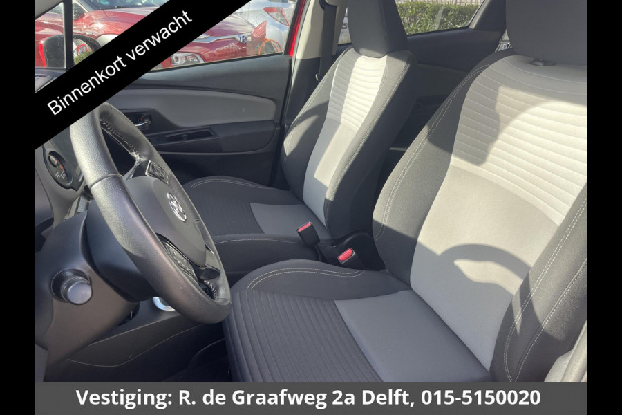 Toyota Yaris 1.5 Hybrid Dynamic | Trekhaak | Apple Carplay & AndroidAUTO | Dealer onderhouden | 1E eigenaar Toyota Yaris 1.5 Hybrid Dynamic | Trekhaak | Apple Carplay & AndroidAUTO | Dealer onderhouden | 1E eigenaar