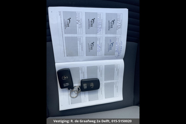 Toyota Yaris 1.5 Hybrid Dynamic | Trekhaak | Apple Carplay & AndroidAUTO | Dealer onderhouden | 1E eigenaar Toyota Yaris 1.5 Hybrid Dynamic | Trekhaak | Apple Carplay & AndroidAUTO | Dealer onderhouden | 1E eigenaar